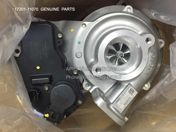 17201-11070,正品2GD丰田皮卡涡轮增压器HILUX REVO